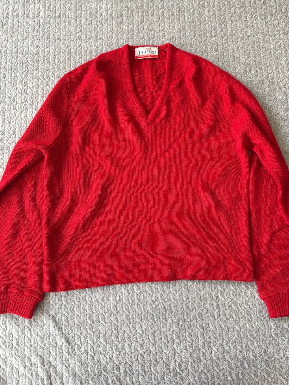 Vintage Jantzen Red V-Neck Orlon Sweater Made in USA Size L - Picture 1 of 5